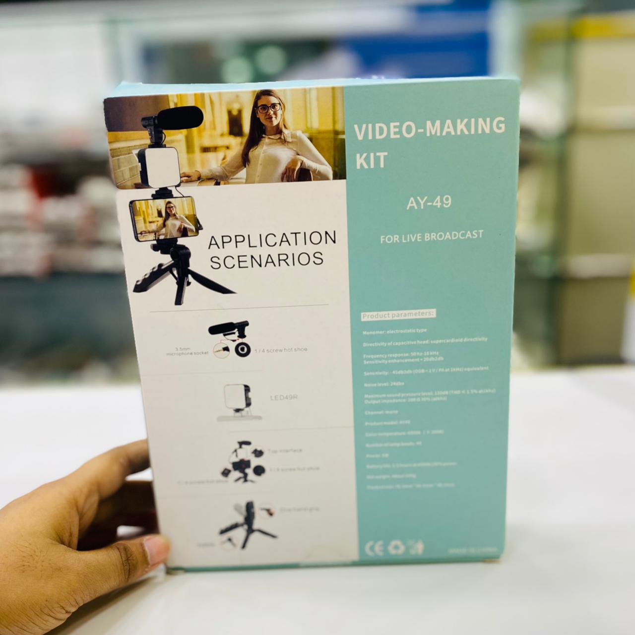 AY-49 Vlogging Kit with 3 Focus Lights & Mic.