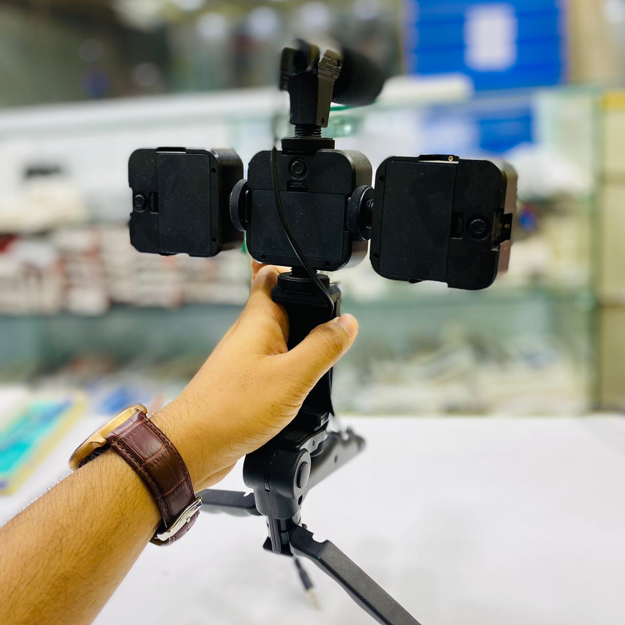 AY-49 Vlogging Kit with 3 Focus Lights & Mic.